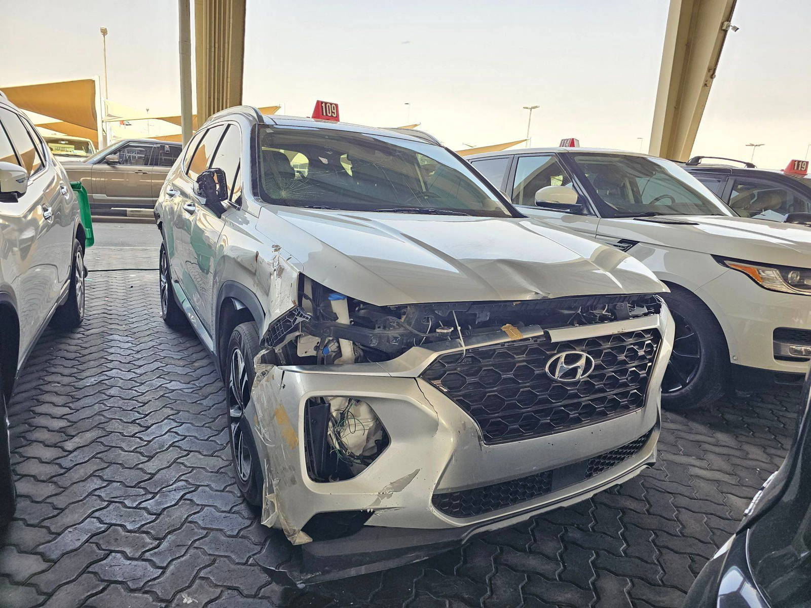 HYUNDAI SANTA FE 2019 - Marhaba Auction Used Cars - Image 5