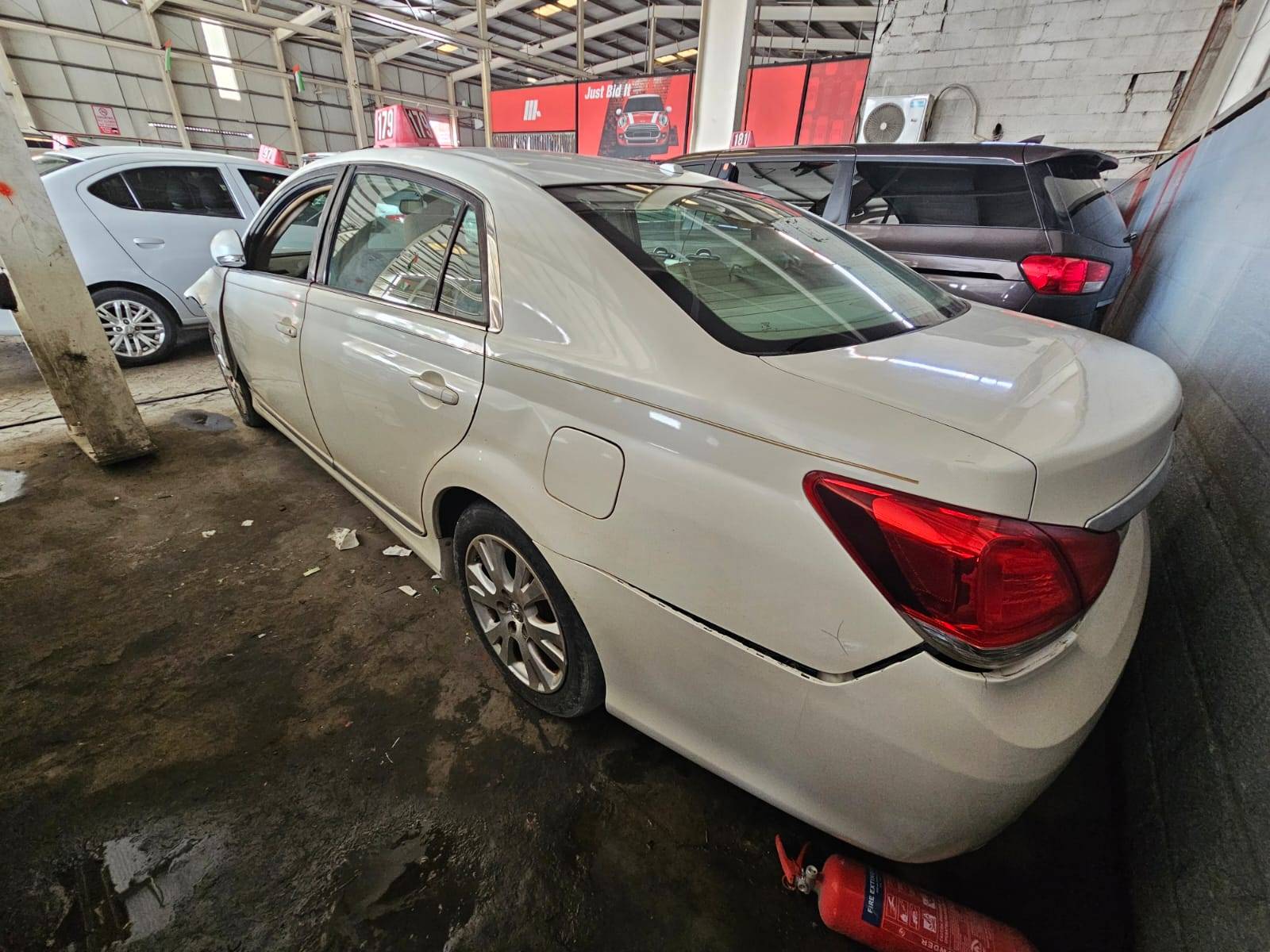 2011 TOYOTA AVALON — 242708 Miles — Lot 76264755 — Souq - Marhaba Auctions Used Cars - Image 4