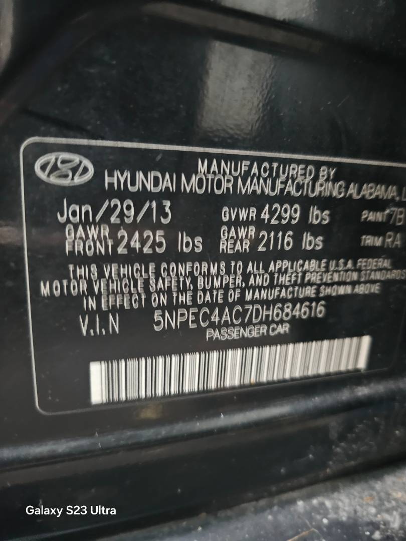2013 HYUNDAI SONATA — 230932 Miles — Lot DH684616 — Main - Marhaba Auctions Used Cars - Image 11