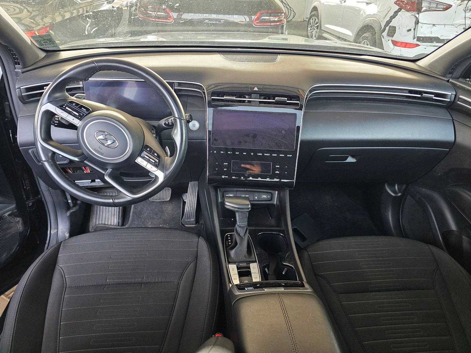 2023 HYUNDAI SANTA CRUZ — 14002 Miles — Lot DAF3PH051753 — Souq - Marhaba Auctions Used Cars - Image 7