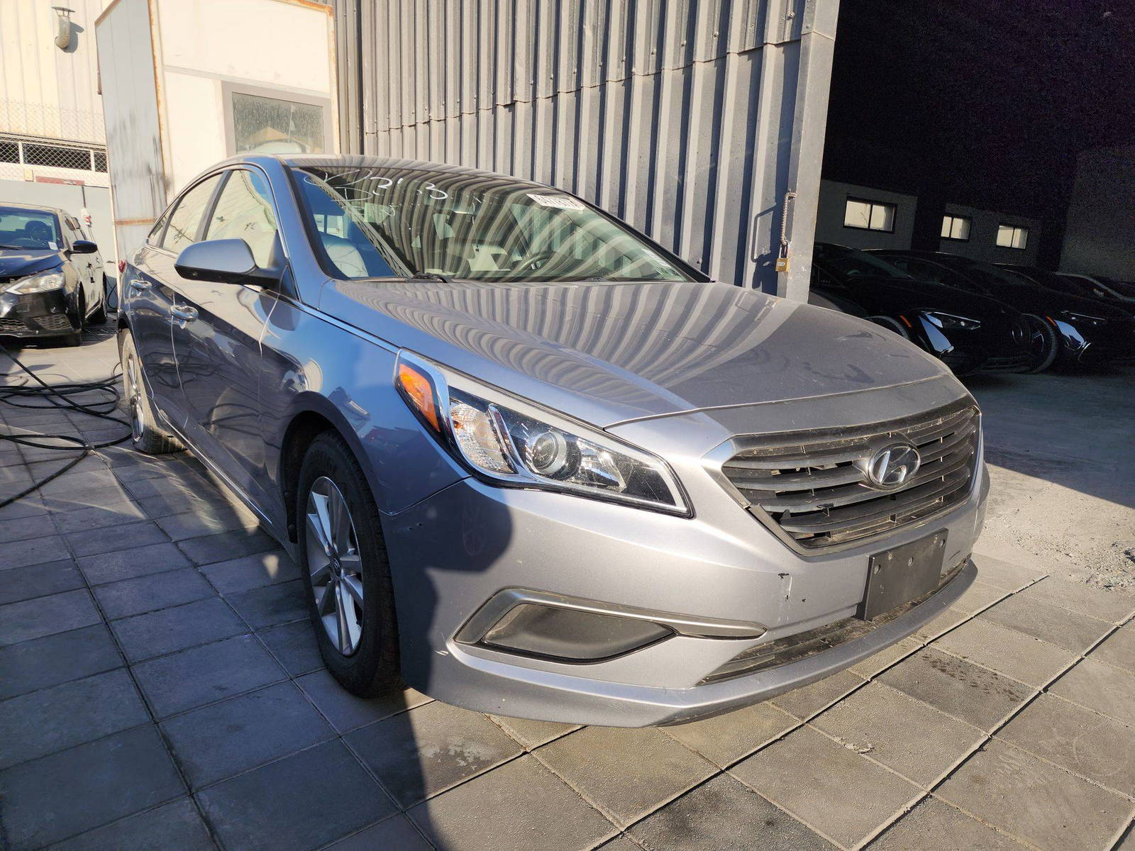 2016 HYUNDAI SONATA — 199686 Miles — Lot 64778774 — Al Quoz - Marhaba Auctions Used Cars - Image 3