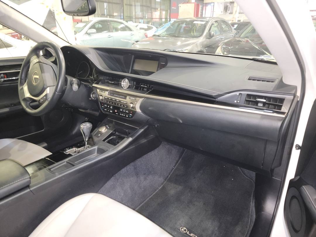 2014 LEXUS ES 350 — 84519 Miles — Lot 134017 - Marhaba Auctions Used Cars - Image 5