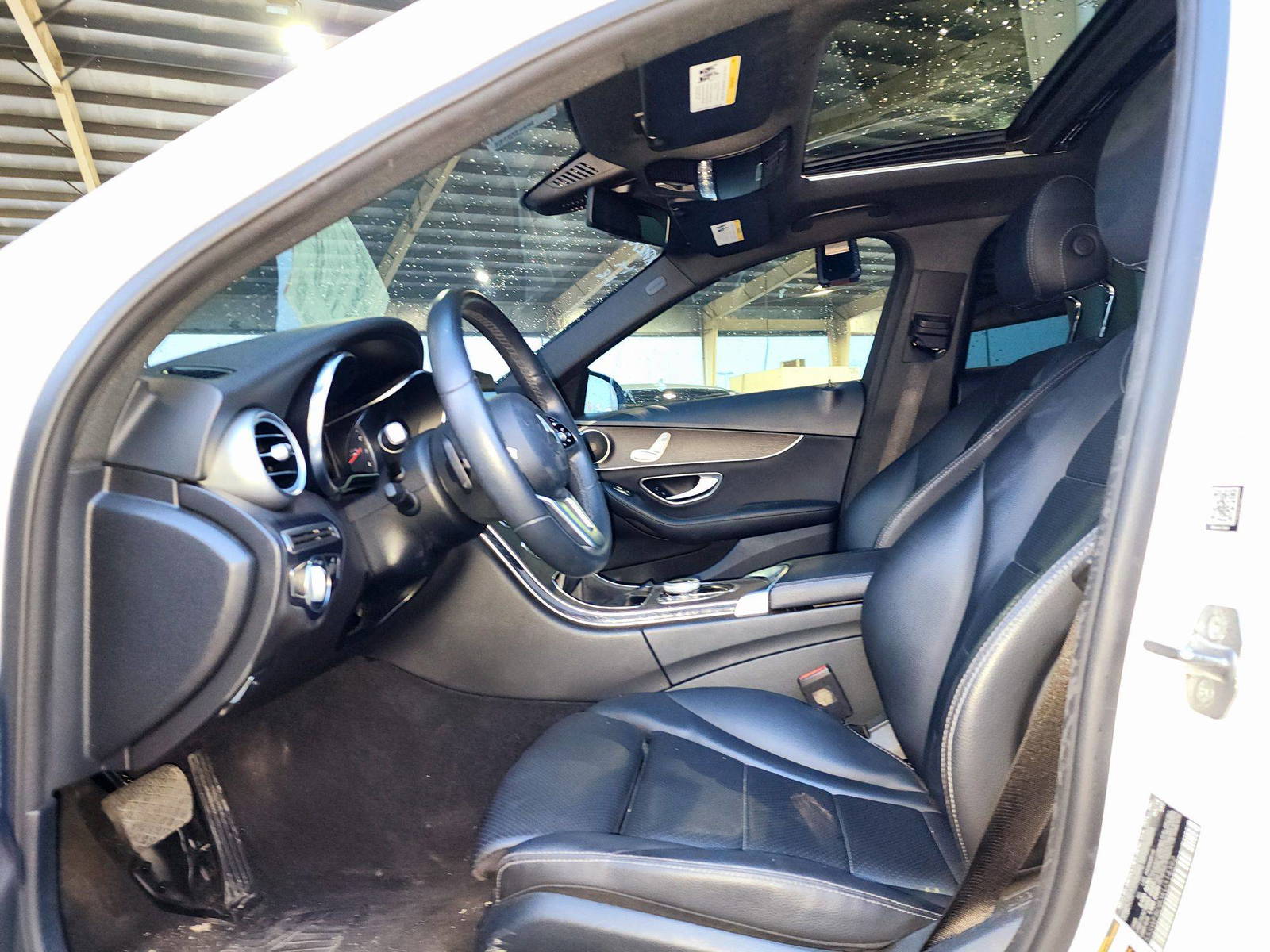 2019 MERCEDES BENZ C300 — 38315 Miles — Lot 3KU314392 — Souq - Marhaba Auctions Used Cars - Image 9