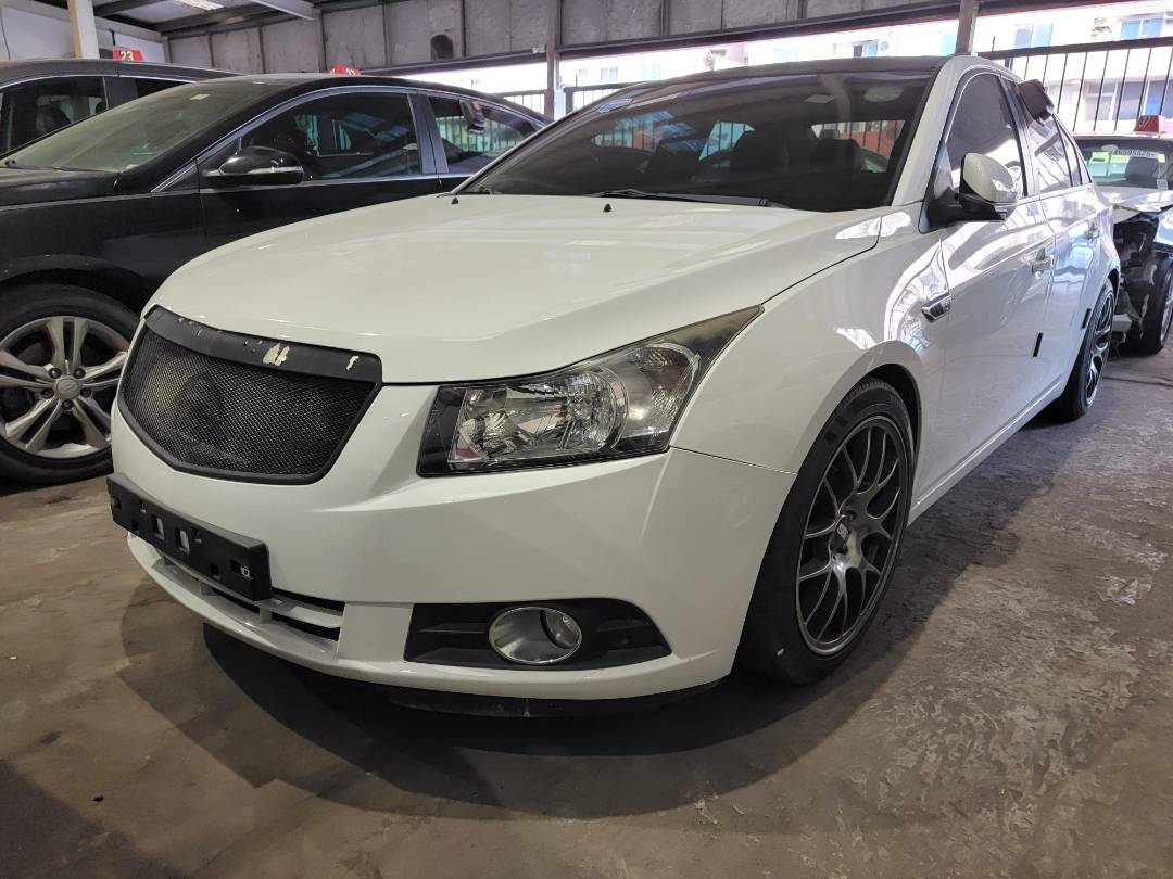 2011 CHEVROLET CRUIZE — 184447 KM — Lot K064050 — Main - Marhaba Auctions Used Cars - Image 4