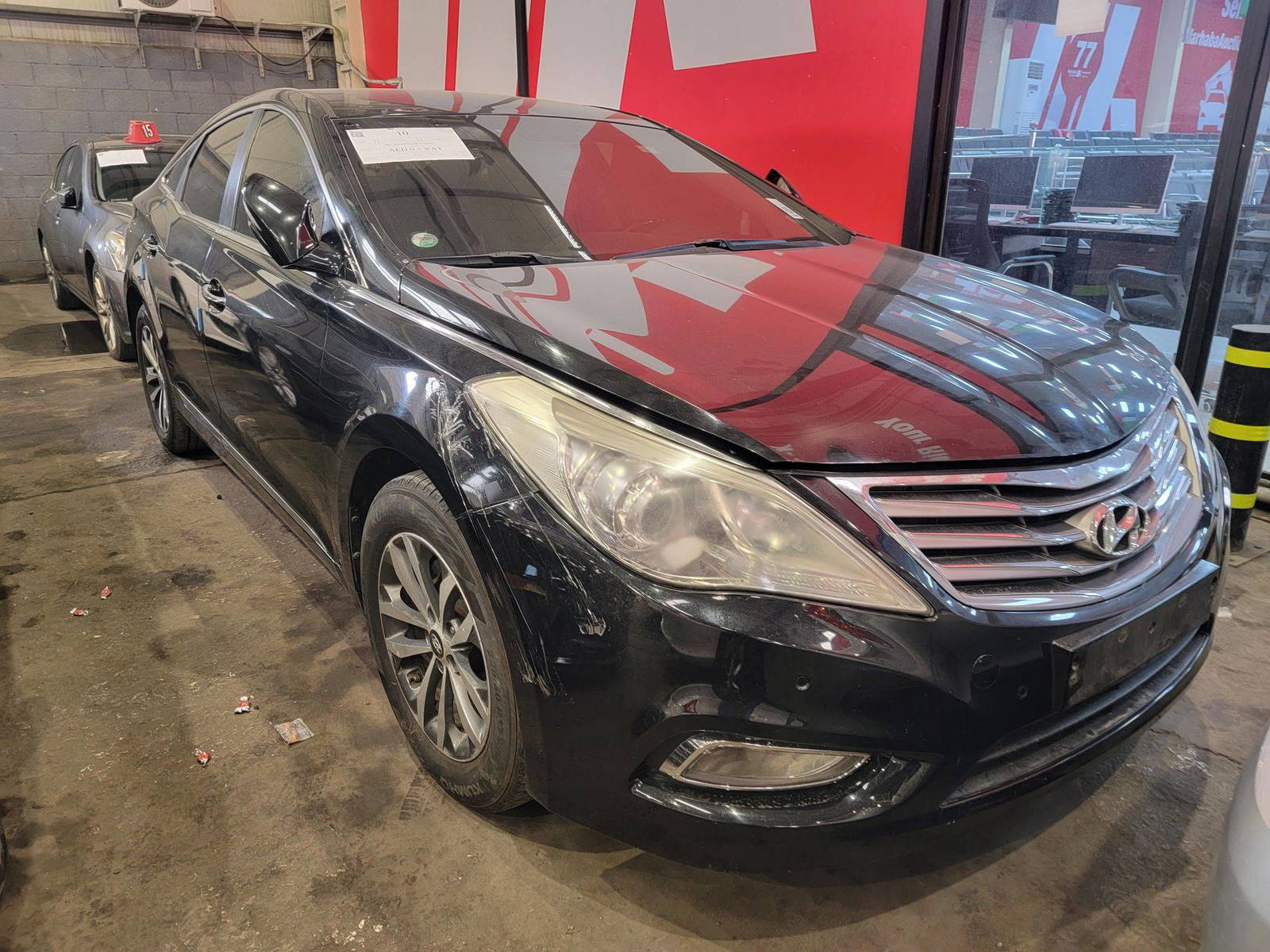 2012 HYUNDAI GRANDEUR — 313952 KM — Lot 156480 — Main - Marhaba Auctions Used Cars - Image 4