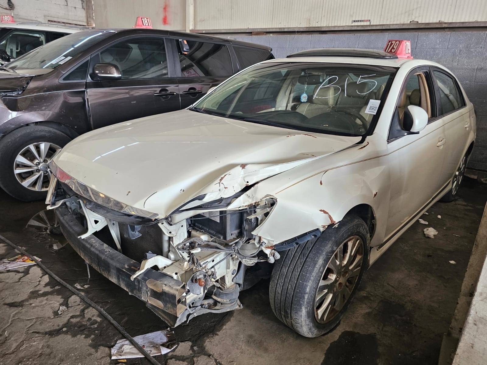 2011 TOYOTA AVALON — 242708 Miles — Lot 76264755 — Souq - Marhaba Auctions Used Cars - Image 3