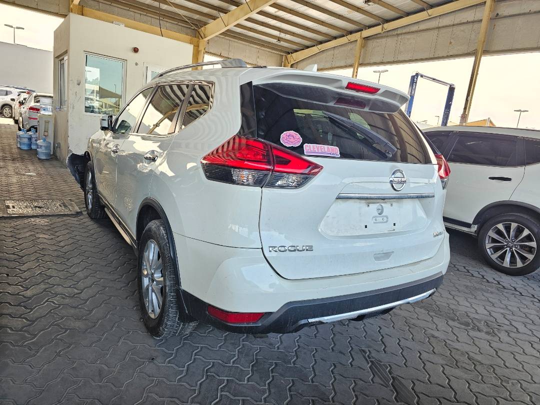NISSAN ROGUE