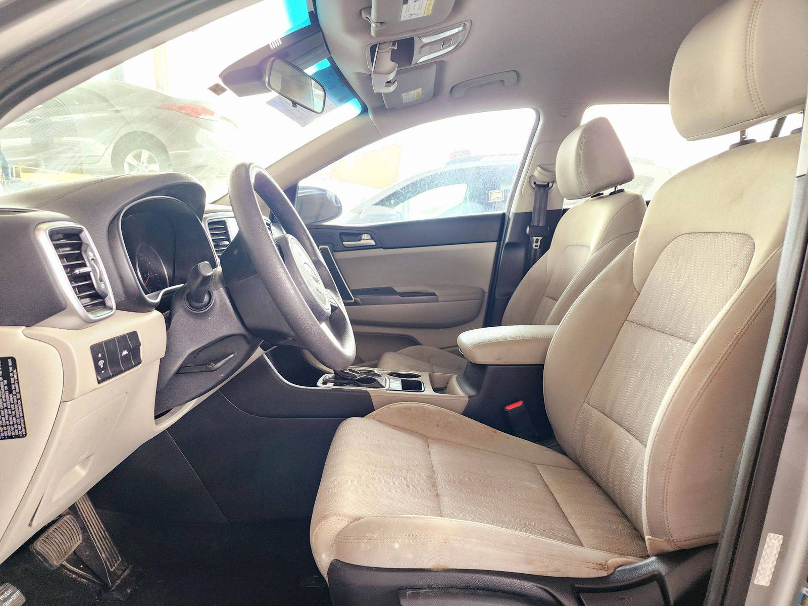 2020 KIA SPORTAGE — 107623 Miles — Lot XL7634991 — Souq - Marhaba Auctions Used Cars - Image 8