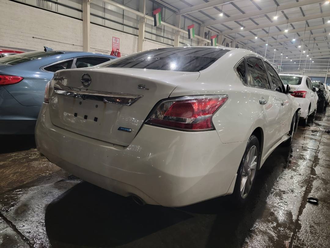 2015 NISSAN ALTIMA — 253471 KM — Lot FN367181 — Main - Marhaba Auctions Used Cars - Image 3