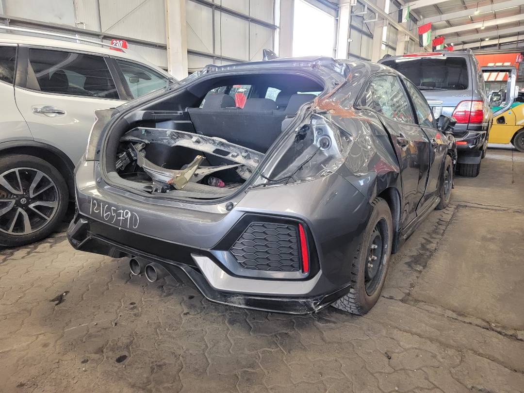 2019 HONDA CIVIC — 71090 KM — Lot KU301725 — Main - Marhaba Auctions Used Cars - Image 4