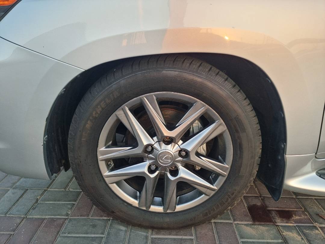 2013 LEXUS LX 570 — 136299 Miles — Lot 125478 — Ind. 12 - Marhaba Auctions Used Cars - Image 12