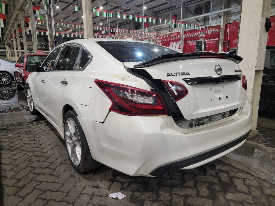 2018 NISSAN ALTIMA — 101410 Miles — Lot C203193 — Main - Marhaba Auctions Used Cars - Image 3