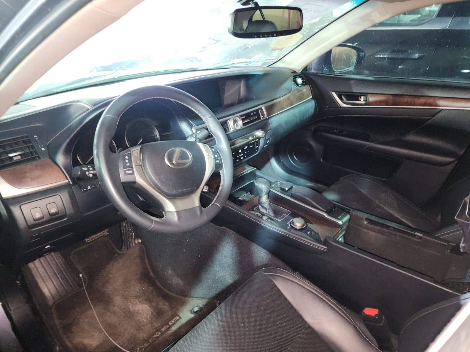 2015 LEXUS GS 350 — 152586 Miles — Lot 97948195 — Souq - Marhaba Auctions Used Cars - Image 9