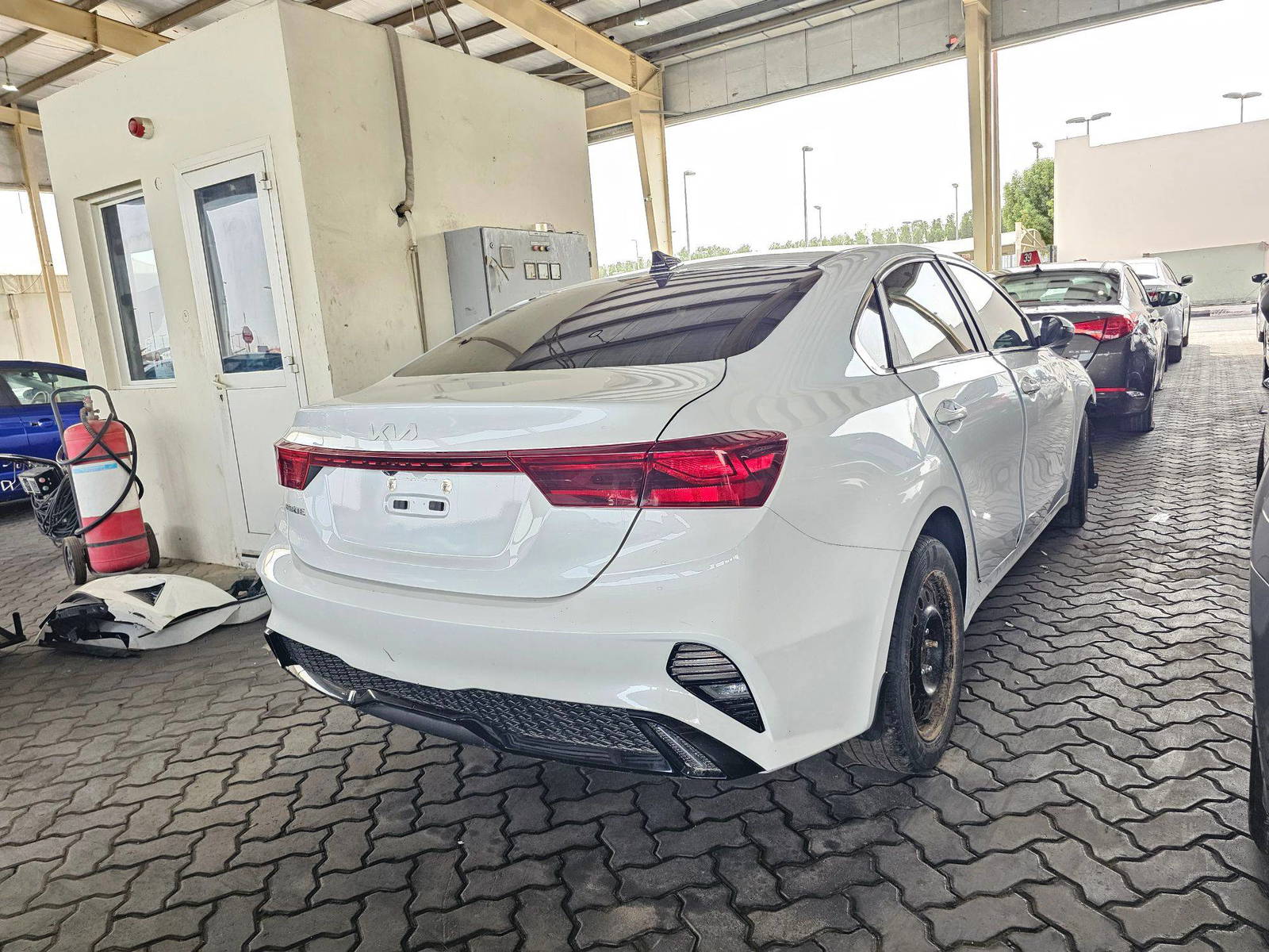 2022 KIA FORTE — 137698 KM — Lot 12249810 — Souq - Marhaba Auctions Used Cars - Image 3