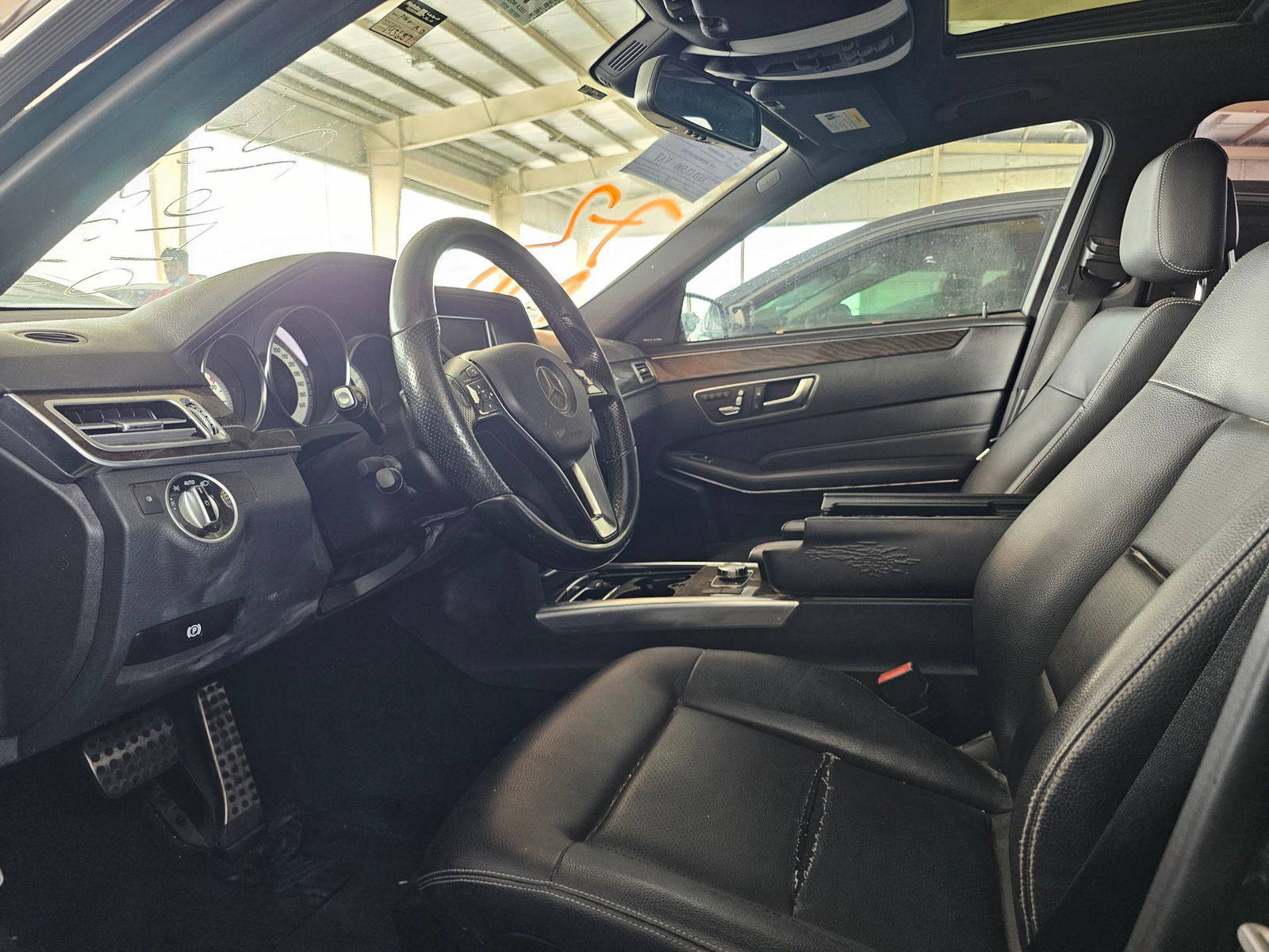 2014 MERCEDES BENZ E 350 — 143687 Miles — Lot 2EB017672 — Souq - Marhaba Auctions Used Cars - Image 9