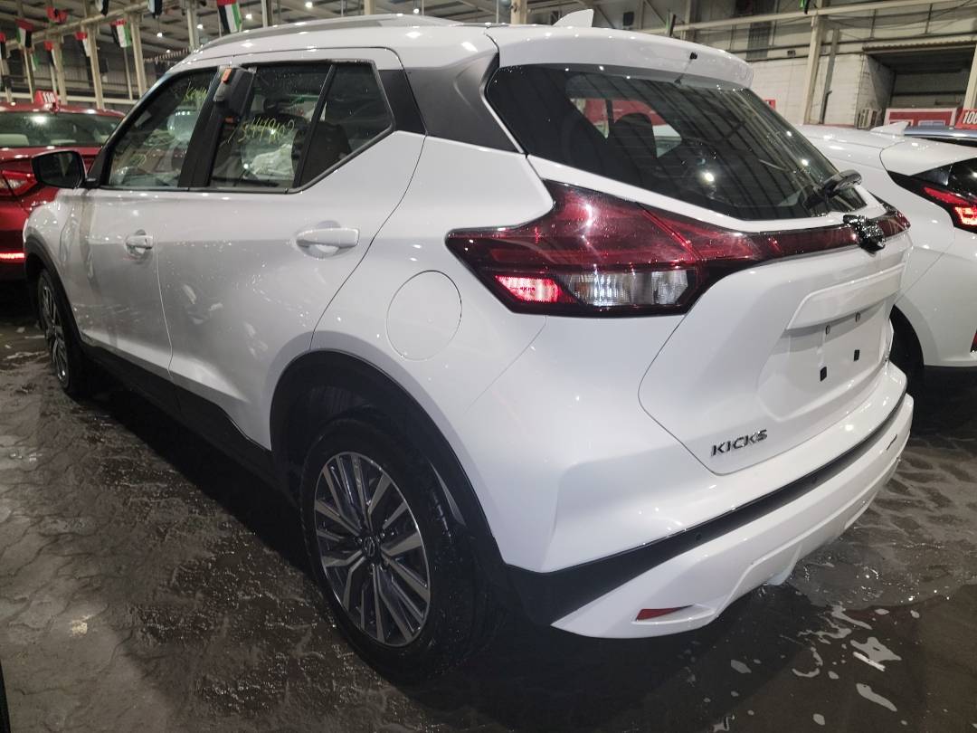 2021 NISSAN KICKS — 41523 Miles — Lot 534497 - Marhaba Auctions Used Cars - Image 3