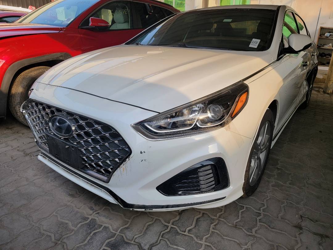 2018 HYUNDAI SONATA — 96461 Miles — Lot H718009 — Souq - Marhaba Auctions Used Cars - Image 3