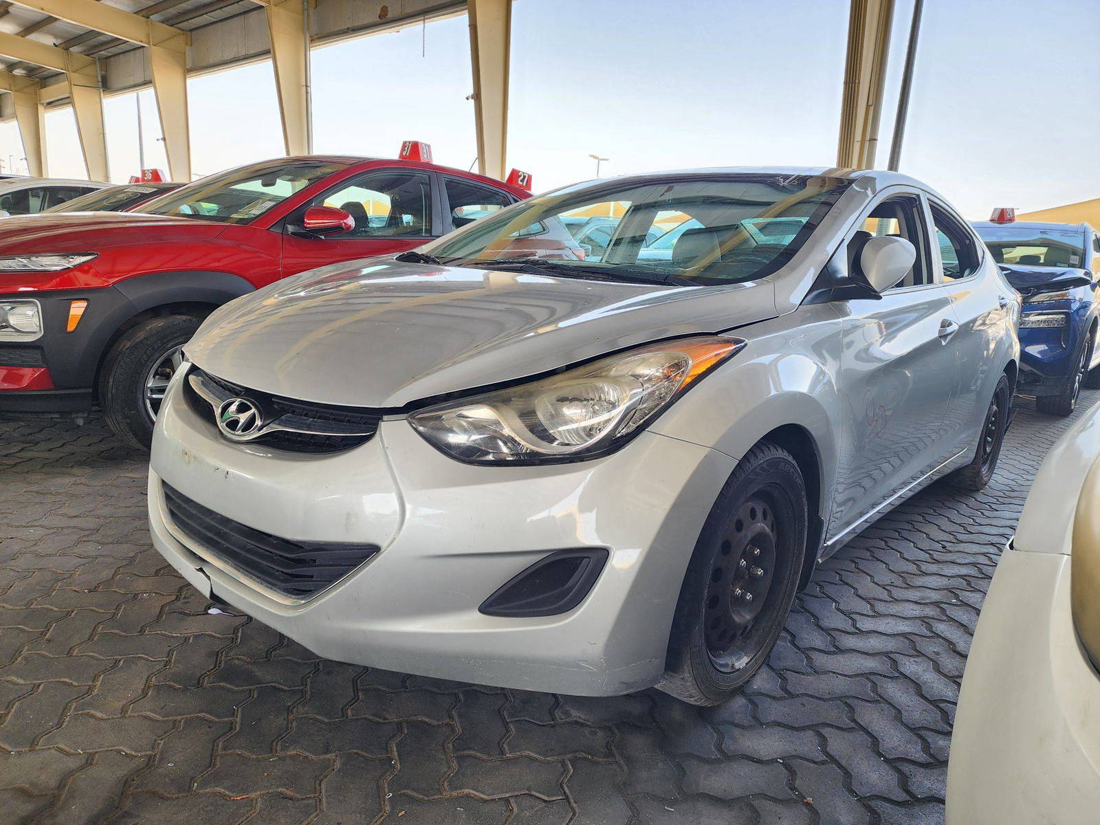 2012 HYUNDAI ELANTRA — 169245 Miles — Lot 400453 — Souq - Marhaba Auctions Used Cars - Image 5