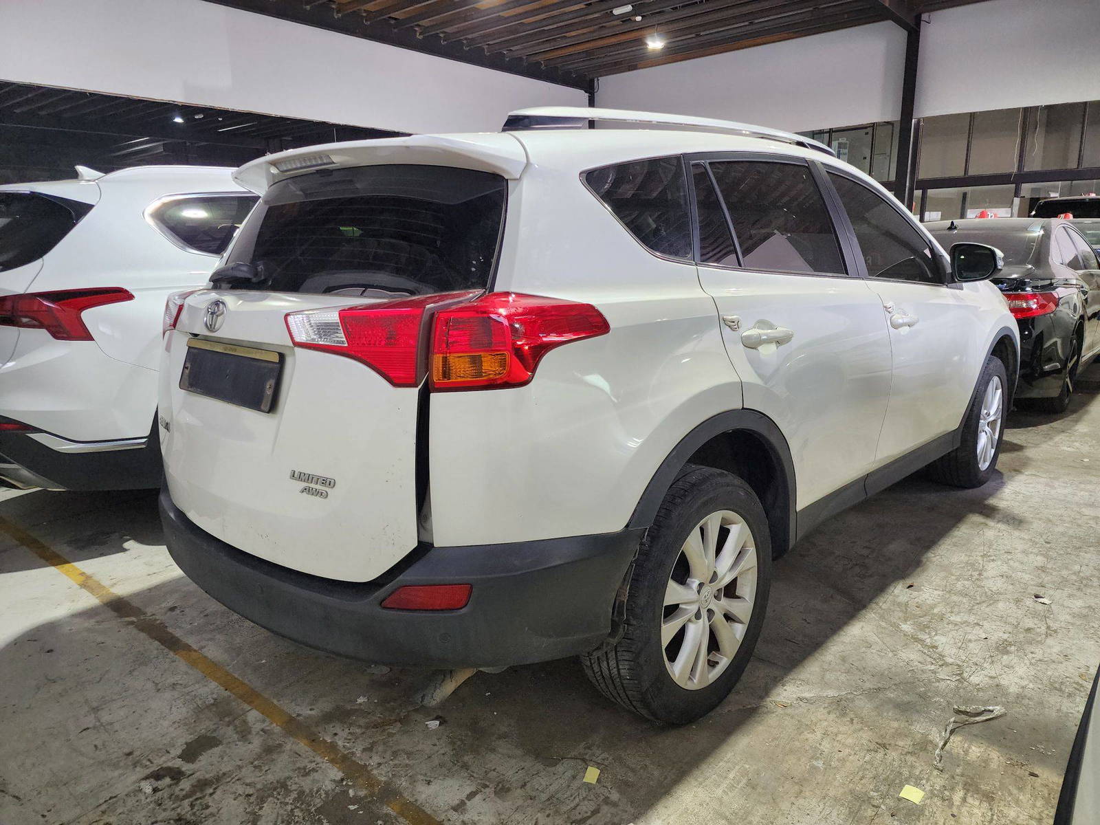 2014 TOYOTA RAV4 — 110470 KM — Lot 58753 — Main - Marhaba Auctions Used Cars - Image 4