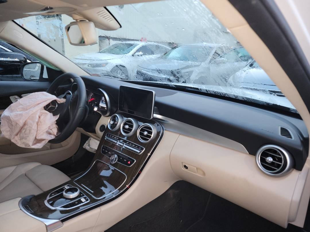 2018 MERCEDES BENZ C300 — 76911 Miles — Lot JR348955 - Marhaba Auctions Used Cars - Image 11
