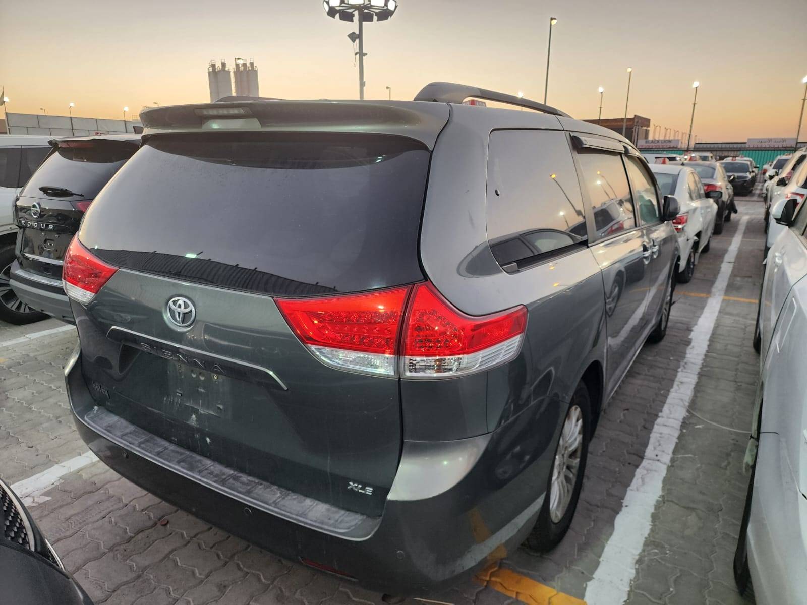 2011 TOYOTA SIENNA — 185804 Miles — Lot 99515595 — Main - Marhaba Auctions Used Cars - Image 6