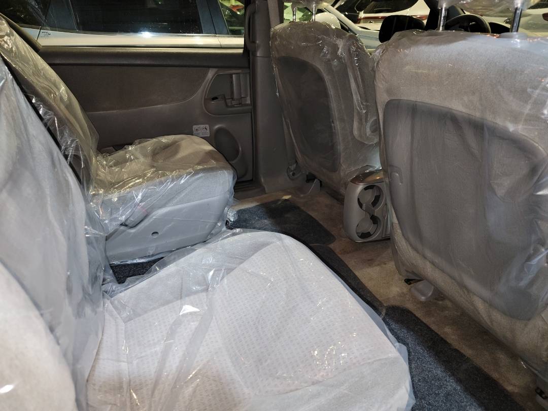 2010 TOYOTA SIENNA — 193730 Miles — Lot S316383 - Marhaba Auctions Used Cars - Image 5