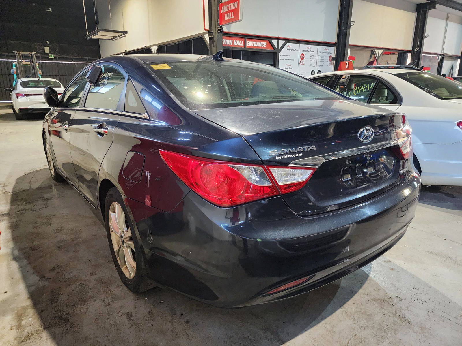 2011 HYUNDAI SONATA — 154566 Miles — Lot 135567 — Al Quoz - Marhaba Auctions Used Cars - Image 5