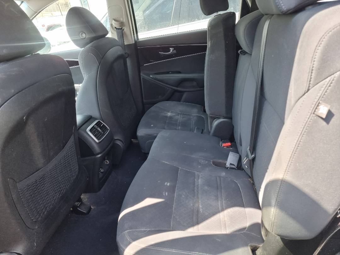 2019 KIA SORENTO — 117670 Miles — Lot 125487 — Main - Marhaba Auctions Used Cars - Image 7