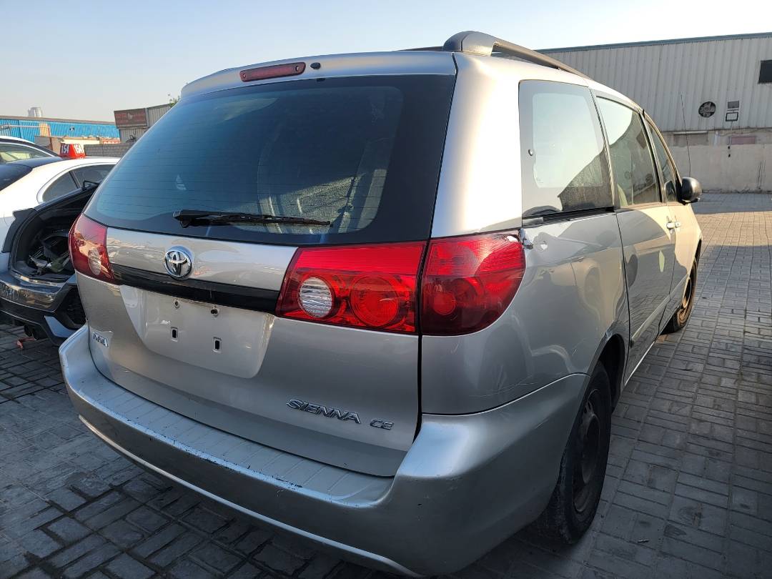 2008 TOYOTA SIENNA — 226162 Miles — Lot CX8S128984 — Main - Marhaba Auctions Used Cars - Image 3