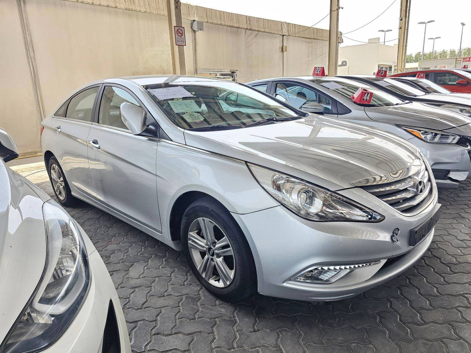 2013 HYUNDAI SONATA — 123651 KM — Lot 485294 — Souq - Marhaba Auctions Used Cars - Image 3