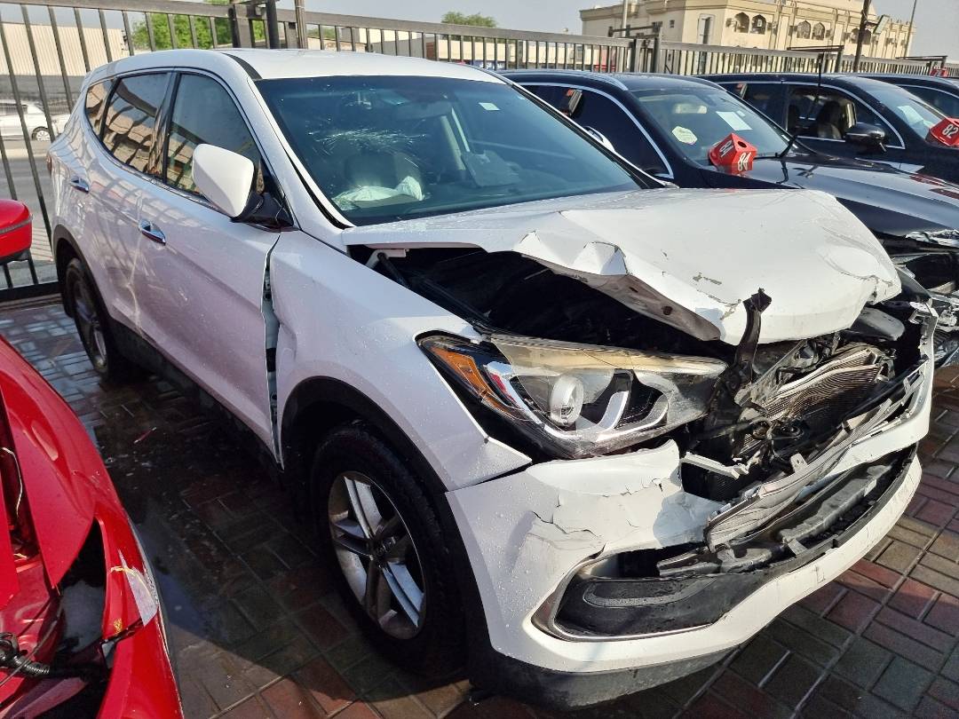 HYUNDAI SANTA FE SPORT 2018 - Marhaba Auction Used Cars - Image 4