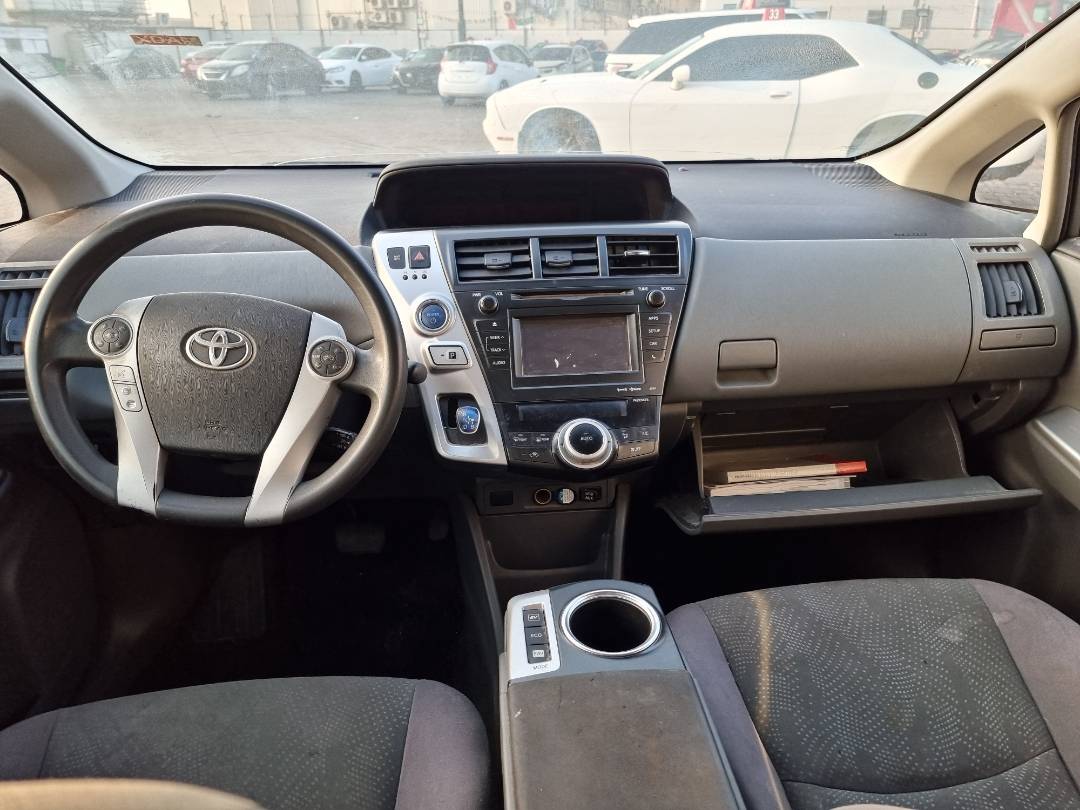 2013 TOYOTA PRIUS — 230543 Miles — Lot 215478 — Ind. 12 - Marhaba Auctions Used Cars - Image 6