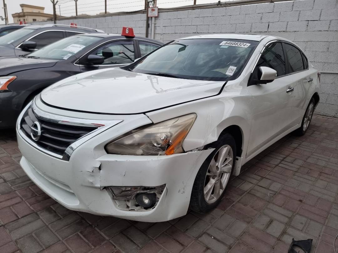 2013 NISSAN ALTIMA — 266208 Miles — Lot 215487 — Ind. 12 - Marhaba Auctions Used Cars - Image 3