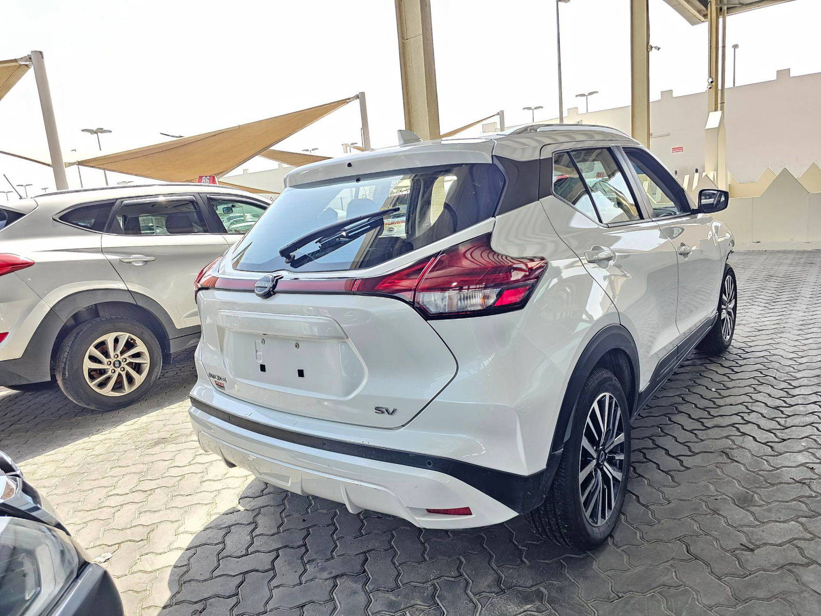 2022 NISSAN KICKS — 43769 KM — Lot 20178336 — Main - Marhaba Auctions Used Cars - Image 3