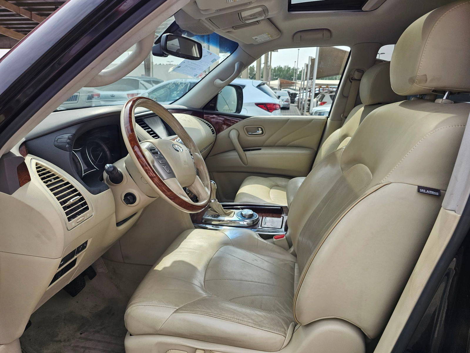 2016 INFINITI QX80 — 173766 Miles — Lot NE8G9124490 — Souq - Marhaba Auctions Used Cars - Image 9