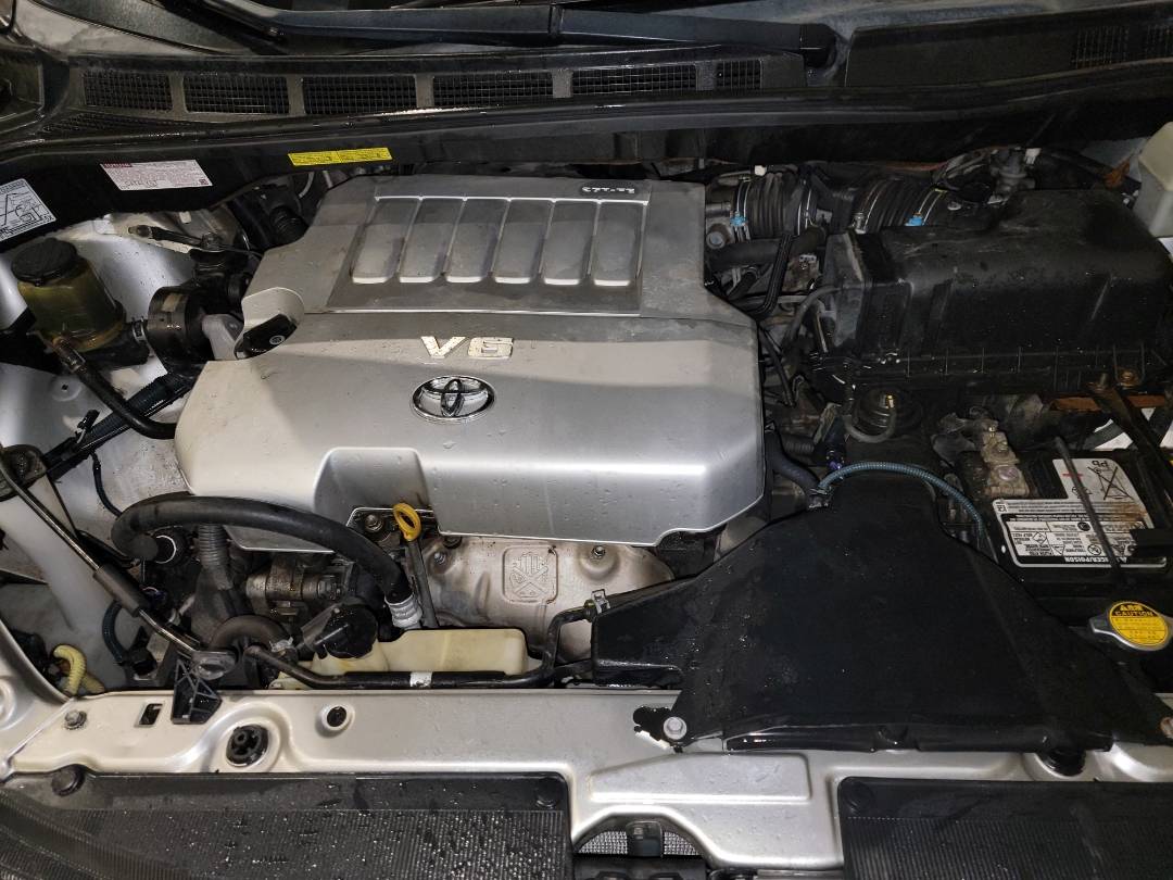 2008 TOYOTA SIENNA — 266950 Miles — Lot 55975033 - Marhaba Auctions Used Cars - Image 9