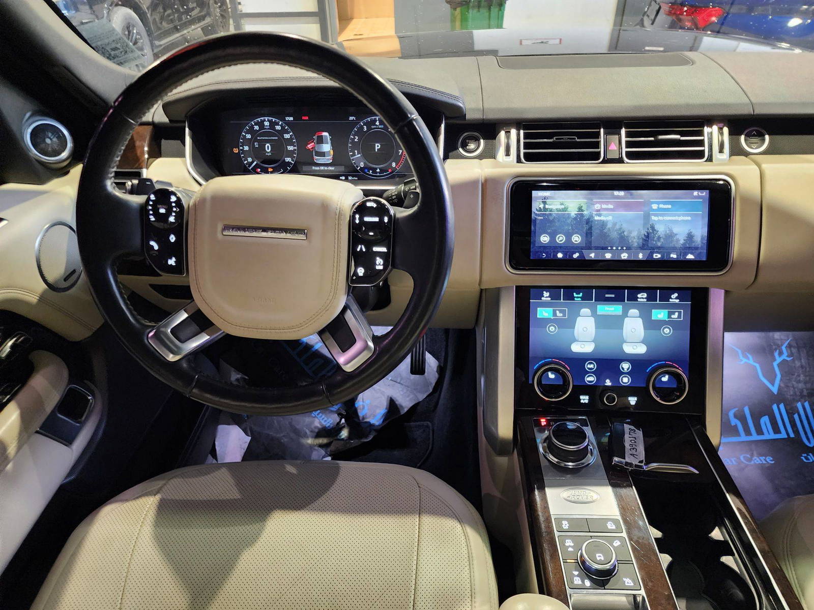 2018 LAND ROVER RANGE ROVER SUPERCHARGED — 43797 Miles — Lot 51390913 — Al Quoz - Marhaba Auctions Used Cars - Image 14