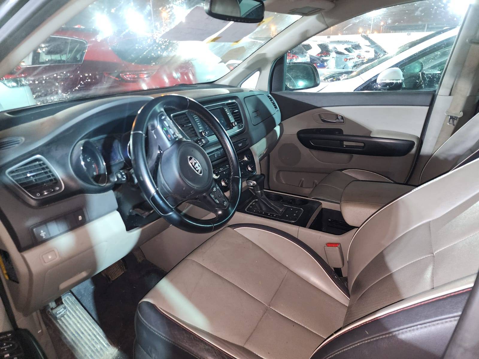 KIA SEDONA 2017 - Marhaba Auction Used Cars - Image 6
