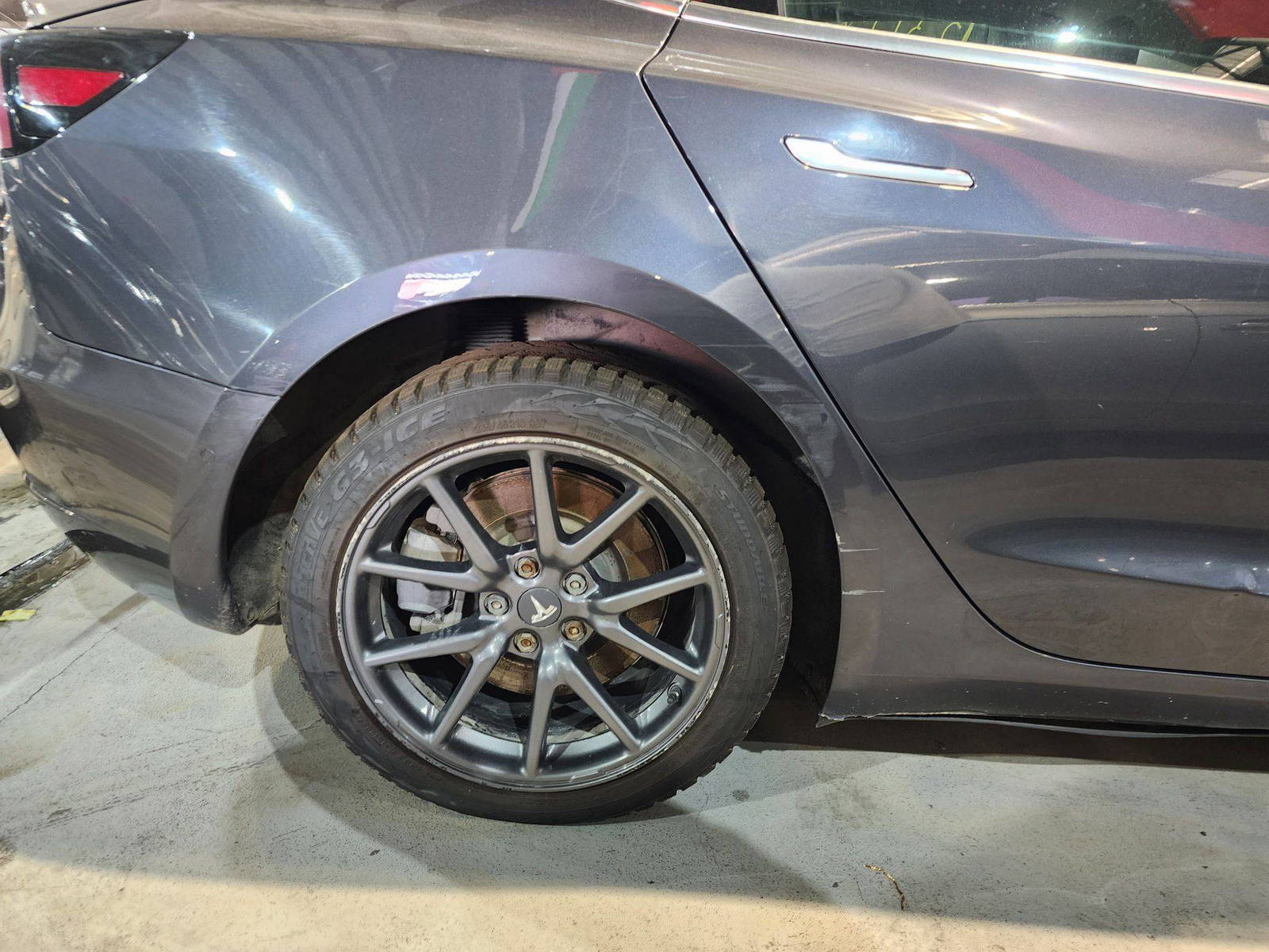 2019 TESLA MODEL 3 — 139972 KM — Lot F429150 — Al Quoz - Marhaba Auctions Used Cars - Image 9