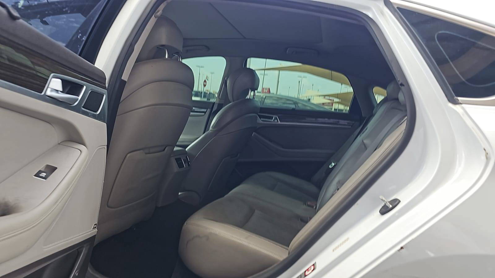 HYUNDAI GENESIS 2015 - Marhaba Auction Used Cars - Image 9