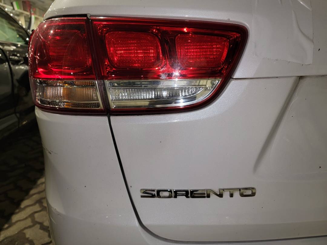 2018 KIA SORENTO — 171678 Miles — Lot 37795350 - Marhaba Auctions Used Cars - Image 9