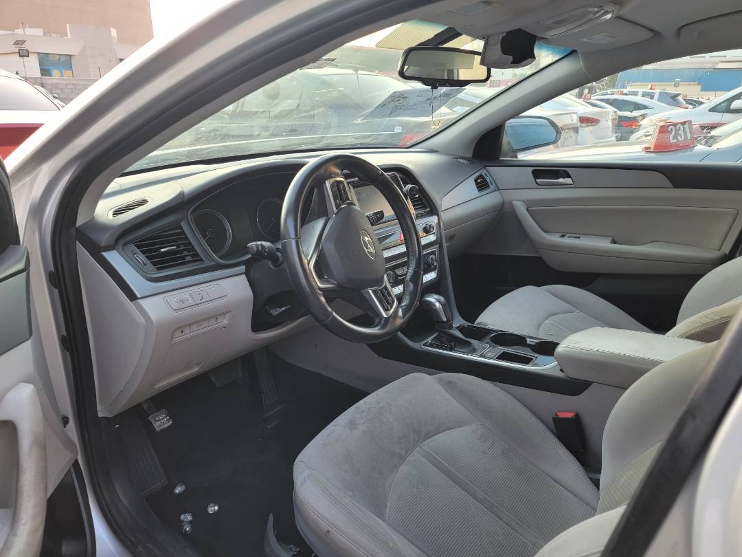 2018 HYUNDAI SONATA — 158342 Miles — Lot H665617 — Main - Marhaba Auctions Used Cars - Image 6