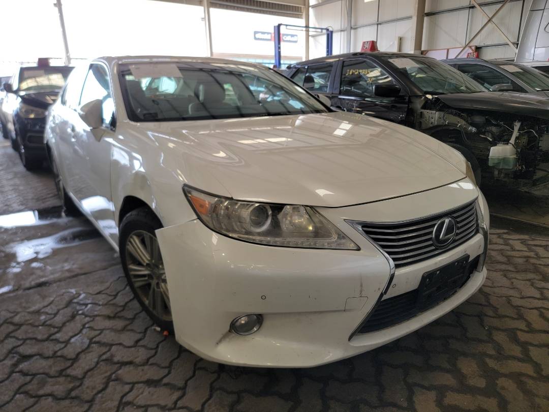 2013 LEXUS ES 350 — 151830 Miles — Lot 042785 — Main - Marhaba Auctions Used Cars - Image 4