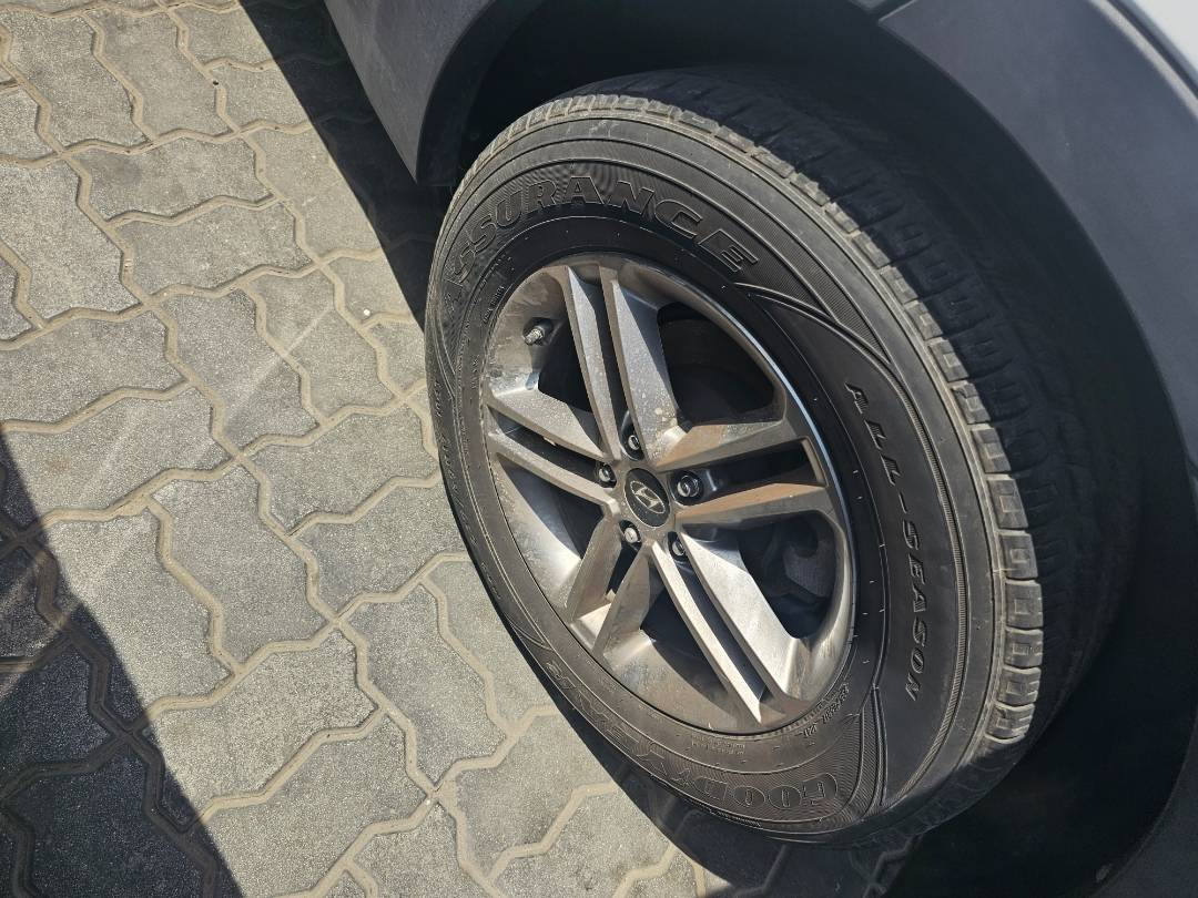 HYUNDAI SANTA FE 2017 - Marhaba Auction Used Cars - Image 6