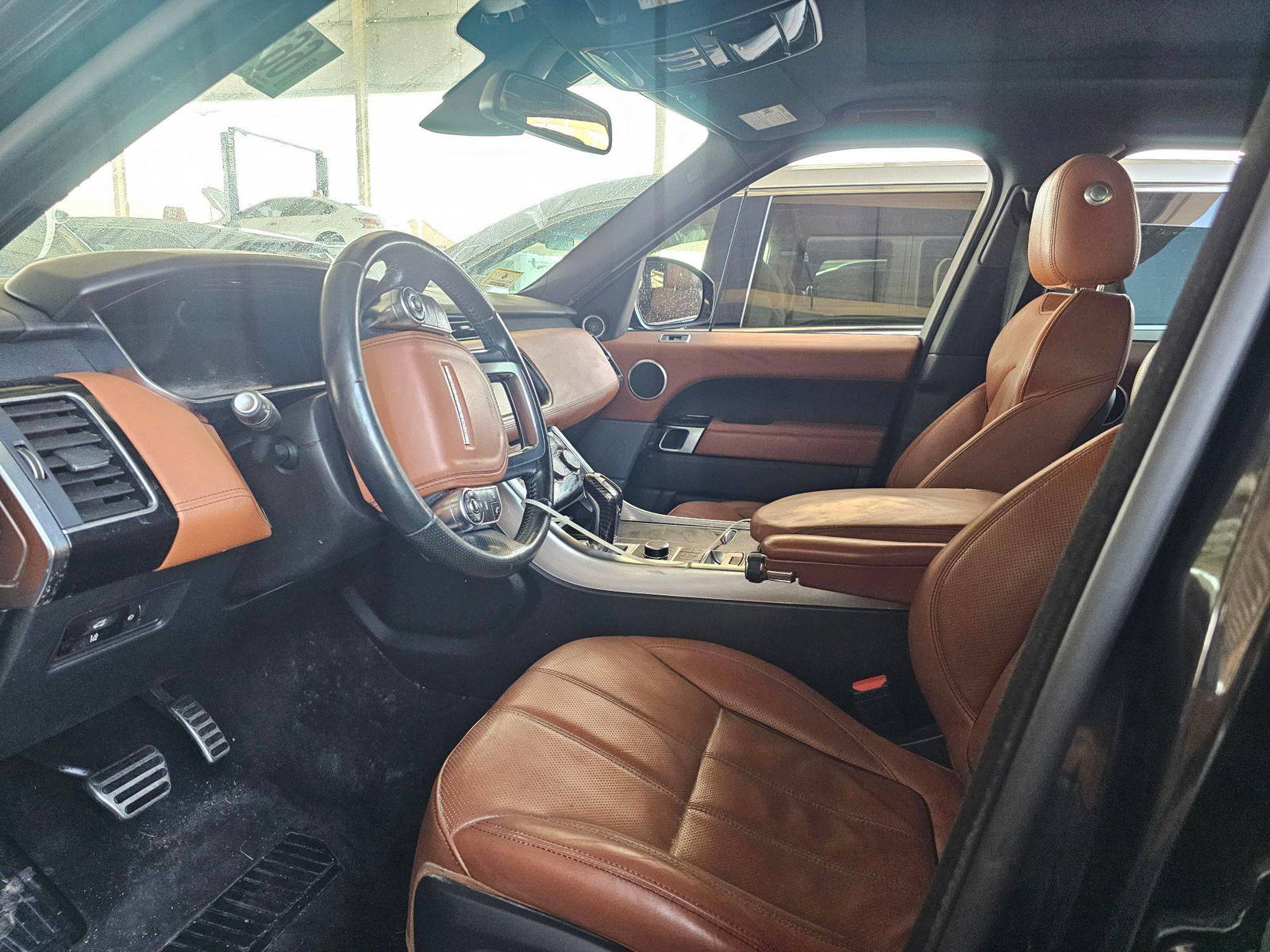 2015 LAND ROVER RANGE ROVER SPORT SUPERCHARGED — 124756 Miles — Lot 9FA516087 — Ind. 12 - Marhaba Auctions Used Cars - Image 10