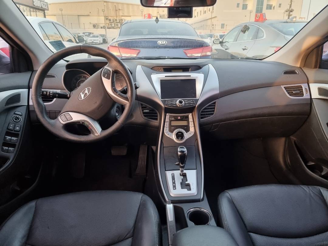 2011 HYUNDAI AVANTE — 116844 KM — Lot 215487 — Ind. 12 - Marhaba Auctions Used Cars - Image 7