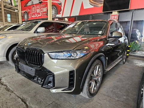 2025 BMW X5 XDRIVE40I at Marhaba Auctions