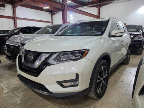 2017 NISSAN ROGUE at Marhaba Auctions