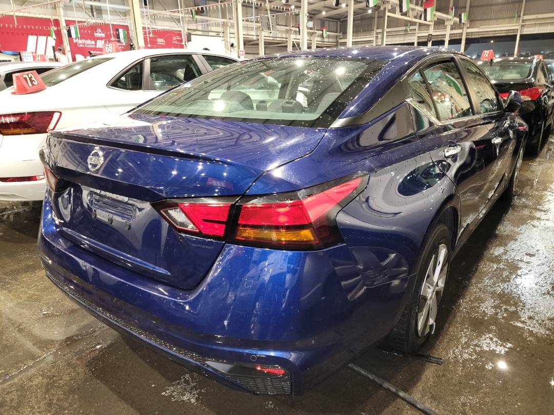 2021 NISSAN ALTIMA — 77107 Miles — Lot 10210210 - Marhaba Auctions Used Cars - Image 4