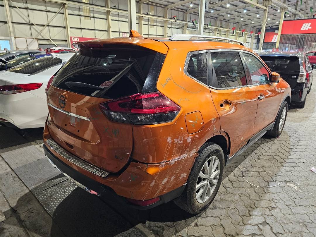 2018 NISSAN ROGUE — 108467 Miles — Lot W456604 — Main - Marhaba Auctions Used Cars - Image 4